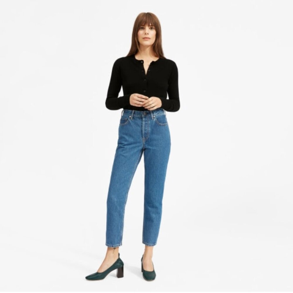 Everlane ‘90s cheeky straight jean with button fly